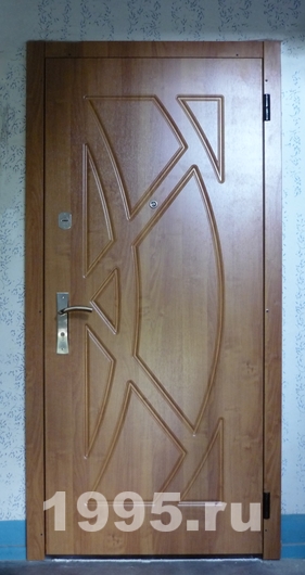 Установленная дверь