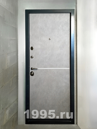 Дверь с панелью под камень Дверь с панелью под камень