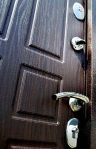 Дверь с отделкой МДФ