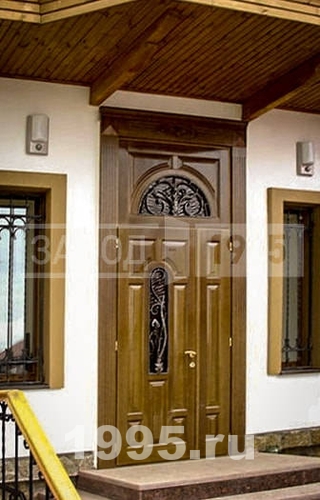 Входная дверь с фрамугой